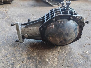 Auto delovi: Prednji diferencijal Lada 2121 Niva 1.6 br.3. Polovno, ocuvano — 5