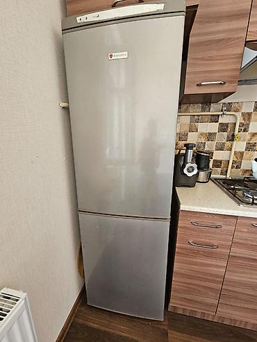 Soyuducular: İşlənmiş soyuducu alıram Xüsusiyyətlər: - Üst kamera dondurucu, alt — 10