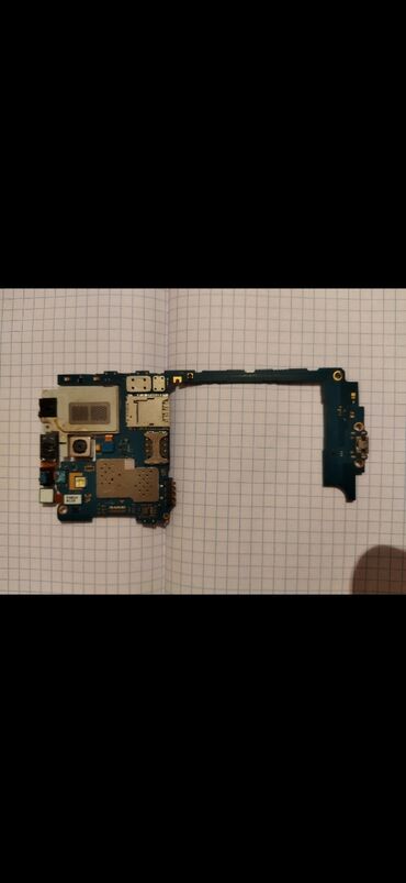 Oyuncaqlar: Samsung platası A 3 Arginal plata işləkdir lalafo.az -da Oyuncaqlar: Samsung platası A 3 Arginal plata işləkdir