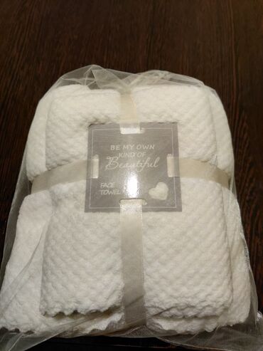 текстиль одеяла подушки: Текстиль