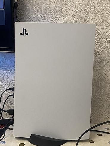 playstation 5 2 ci el: Ən aşağı yeri 💵1700 🕹️logitech g29 la bərabər verilir şhifteridə — 1