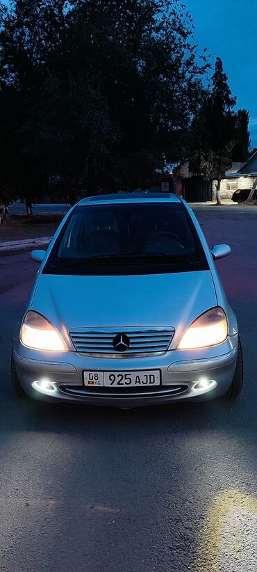 вета машина: Mercedes-Benz 190: 2001 г., 1.9 л, Робот, Бензин
