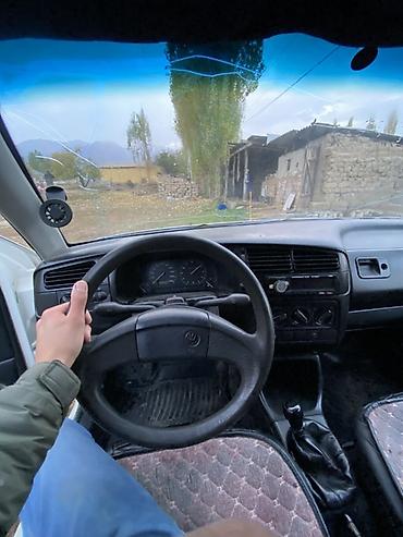 mazda premacy 2004: Volkswagen Golf: 1992 г., Механика, Бензин, Хэтчбэк — 6