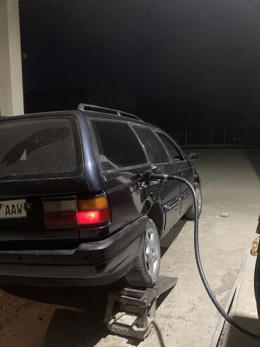 мерс 210 амг: Volkswagen Passat: 1991 г., 1.8 л, Механика, Бензин, Универсал