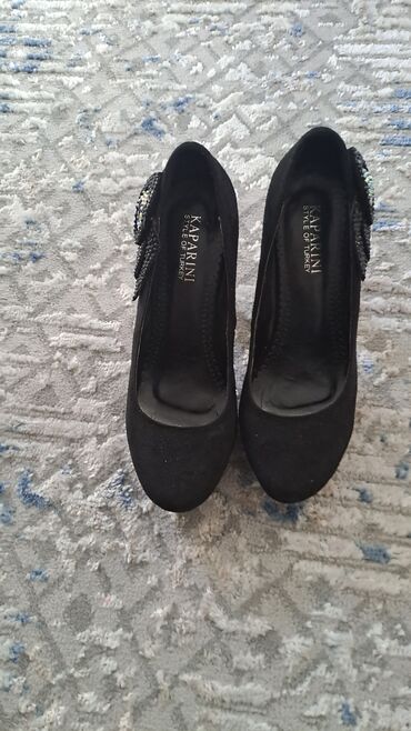 обувь 24 размер: Туфли 40, цвет - Черный