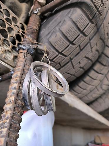 195 70 с: Литой диск с шиной Bridgestone Blizzak Revo GZ 5×114.3, ЦО 73.1→64.1 — 5