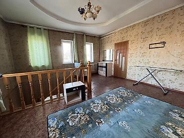 Продажа коттеджей и домов: Продается 2 этажный дом в районе Рабочего городка, на пересечении улиц — 8