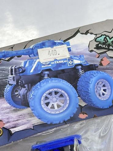 игрушка трансформер: Набор игрушечных внедорожников Off-Road Stunt Car - Комплект из 4 — 2