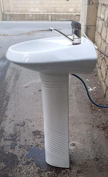 hamam kabinaları: Ayaqlı keramika lavabo - Material: parlaq ağ keramika/porşelen - Tip — 2