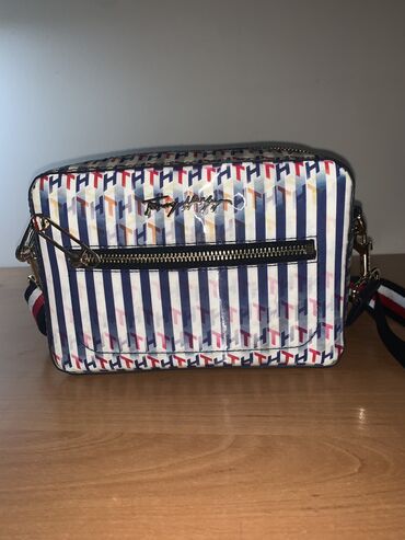 david jones torba cijena: Shoulder bag, Tommy Hilfiger, Material: Poliuretan