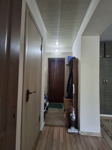 купить квартиру в рассрочку от хозяина: 1 бөлмө, 30 кв. м, Жеке план, 4 кабат, Косметикалык ремонт