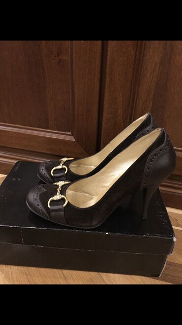 Tuflilər: Tuflilər, Ölçü: 35.5, Yeni — 7