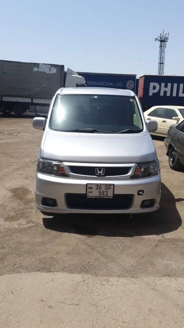 Honda: Honda Stepwgn: 2004 г., Бензин, Минивэн — 5