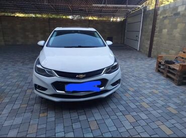 Продажа домов: Chevrolet Cruze: 2017 г., 1.4 л, Автомат, Бензин, Седан