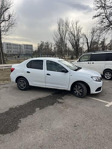 Renault: Renault Logan: 2018 г., Седан — 5