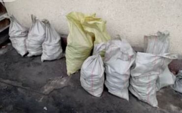 мешки для мусора: Отдаю даром 20 мешков строительного мусораобращаться по номеру