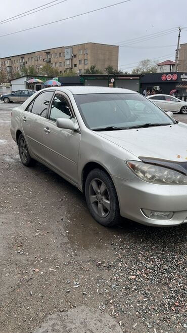 машыны под выкуп: Седан Toyota Camry (XV35)серебристый цвет кузова. Характеристики и