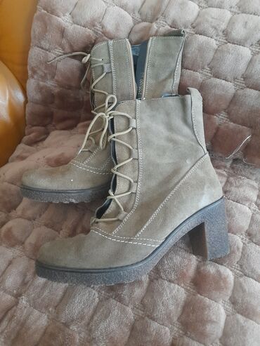 patika puma per femra: Ankle boots, Ara, 40