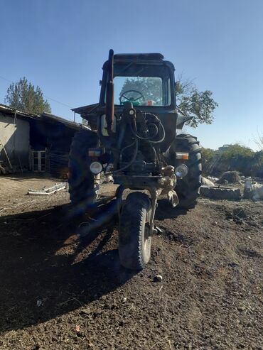 satiliq traktorlar: Traktor İşlənmiş