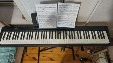 синтезатор купить в бишкеке: Цифровое пианино Roland FP 18 черного цвета с 88 полноразмерными
