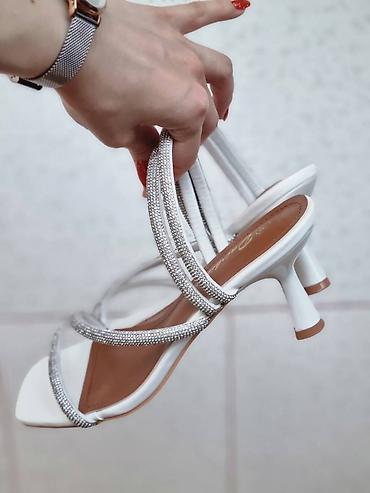 sabolar: Ölçü: 38, rəng - Ağ, Yeni — 2