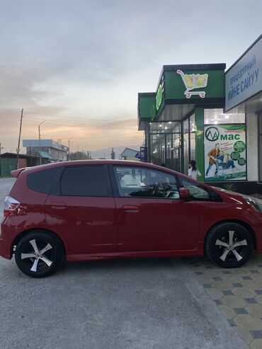 продажа авто на разбор: Honda Fit: 2011 г., 1.5 л, Автомат, Бензин, Хэтчбэк