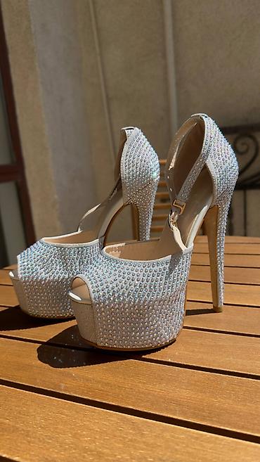 Tuflilər: Casadei üslubunda parıltılı ziyafət ayaqqabısı - Model: Hündür — 3