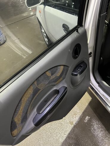 Daewoo: Daewoo Kalos: 2002 г., 1.5 л, Механика, Бензин, Хэтчбэк — 11