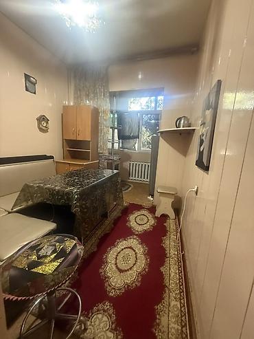 106: 3 комнаты, 72 м², 106 серия, 1 этаж, Требуется ремонт — 1