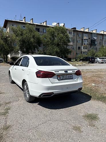 мини электро: Geely Emgrand: 2018 г., Автомат, Электромобиль, Седан — 5