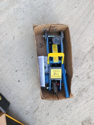 2ton götürmə qabilliyəti orginal ideal vəziyyətdə