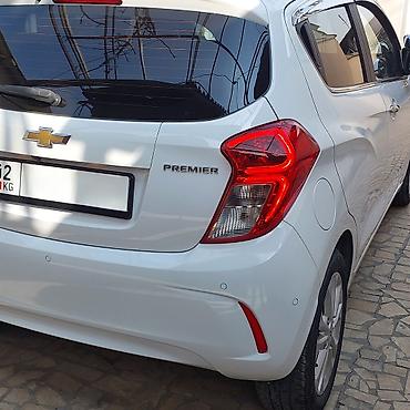 Chevrolet: Chevrolet Spark: 2018 г., 1 л, Автомат, Бензин, Хэтчбэк — 4