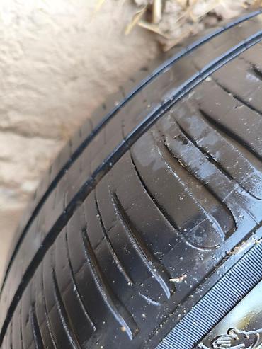 Другие автозапчасти: Мишлен 2 штук оригинал дисками Киа Рио Солярис 185/65/15 есть at lalafo.kg — 9 Другие автозапчасти: Мишлен 2 штук оригинал дисками Киа Рио Солярис 185/65/15 есть — 9