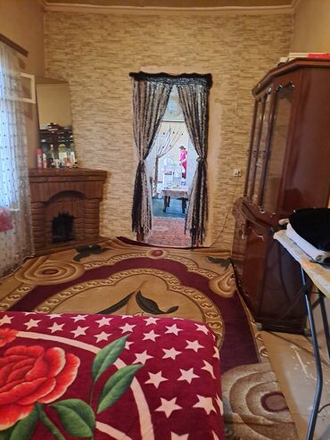 Həyət evləri və villaların satışı: Balaxanı qəs. 7 otaqlı, 150 kv. m, Kredit yoxdur, Orta təmir — 10