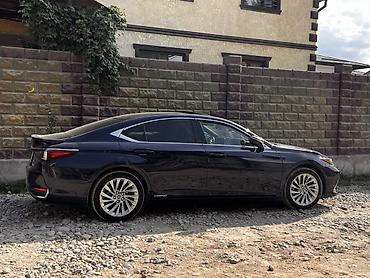 миша: Lexus ES: 2021 г., 2.5 л, Вариатор, Гибрид, Седан — 4