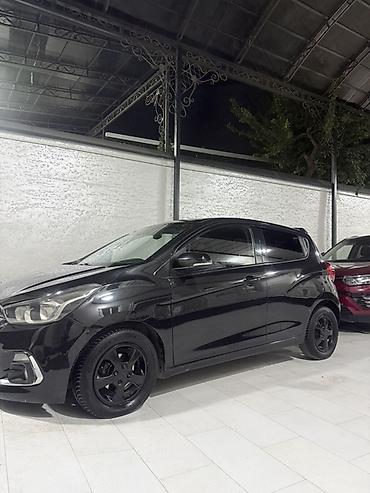 Chevrolet Spark: 2016 г., 0.1 л, Автомат, Бензин, Хэтчбэк