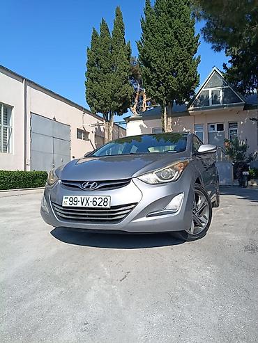 Hyundai: Hyundai Elantra: 1.8 l | 2015 il Sedan — 10