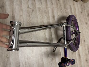 Велозапчасти: Продаю все что на фото Состояние новых запов, коробки есть На байке — 4