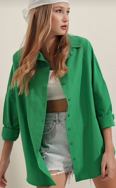 Рубашки и блузы: XL (EU 42), цвет - Зеленый