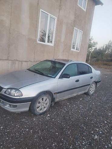 Toyota: Toyota Avensis: 1998 г., 1.6 л, Механика, Бензин, Седан — 3
