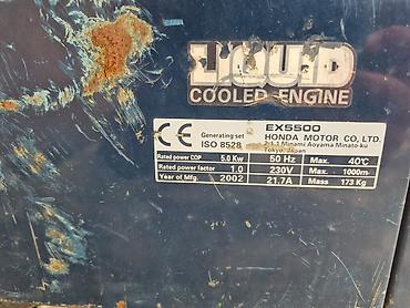 su generatoru: Hondanın 5.5 klavat .3 faza var 2 svarka + 1 ütü bir yerde rahat — 5