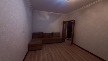 однокомнатная квартира требются: 1 комната, Собственник, Без подселения, С мебелью частично