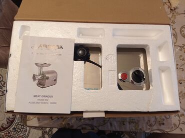 Ət çəkən maşınlar: Ət çəkən maşın Arshia, Revers ilə, Yeni — 9