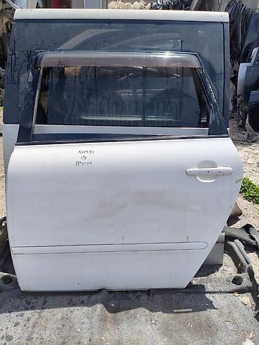бак ипсум: Дверь Задняя левая Toyota, Б/у, Оригинал — 1