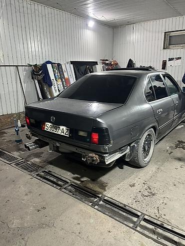 авто к 5: BMW 5 series: 1990 г., Седан — 4