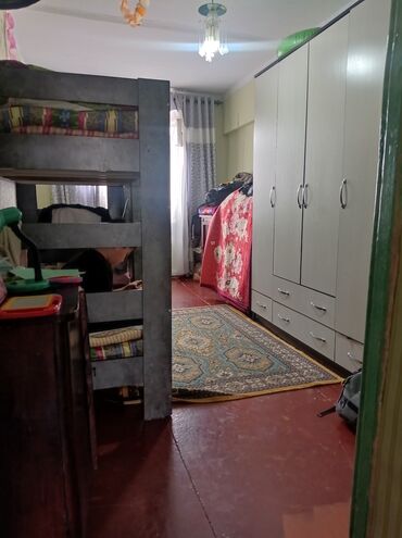 дом в квартиру: 2 комнаты, 45 м², 104 серия, 4 этаж, Старый ремонт