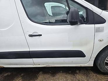 snaga osiguraca: DESNA VRATA ZA PEUGEOT PARTNER OD 2008. DO 2012. GOD. | Desna Vrata — 1