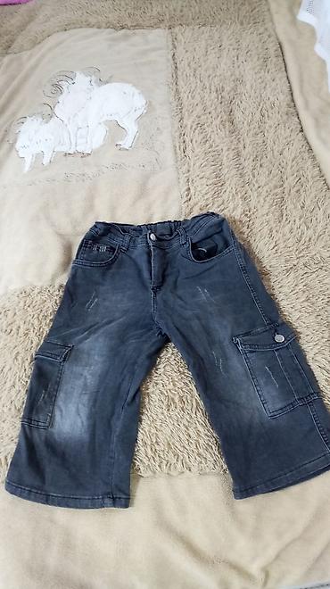 Cinslər və şalvarlar: Uşaq üçün tünd-boz rəngli cins şalvar (kapri uzunluqda). - Material — 1