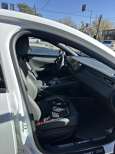 ravon r4: BYD Qin: 2025 г., 1.5 л, Вариатор, Гибрид, Седан — 4
