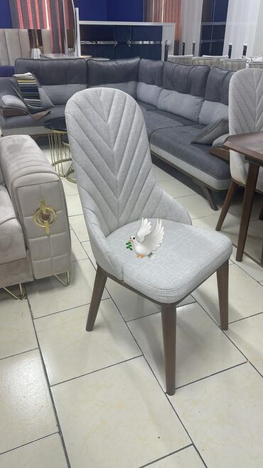 TV altlığı: Stul yeni rəng seçimi var